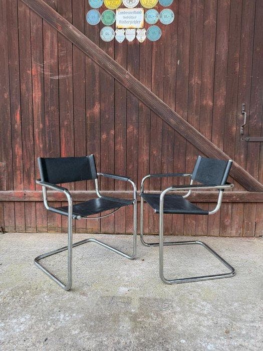 Stoel - Staal, Leder, Chroom - Twee fauteuils, Antiquités & Art, Art | Objets design