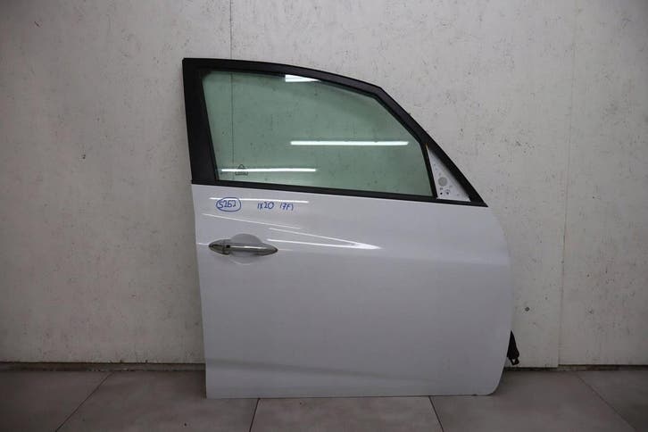 deur rechts voor compleet Hyundai ix20 Kia Venga, Auto-onderdelen, Carrosserie, Gebruikt, Verzenden