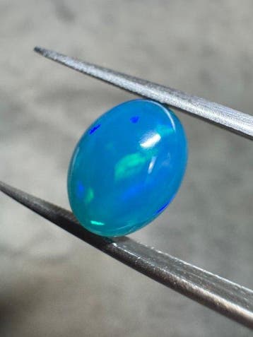 Set van 2 cabochons van Ethiopische blauwe opalen - 4,93