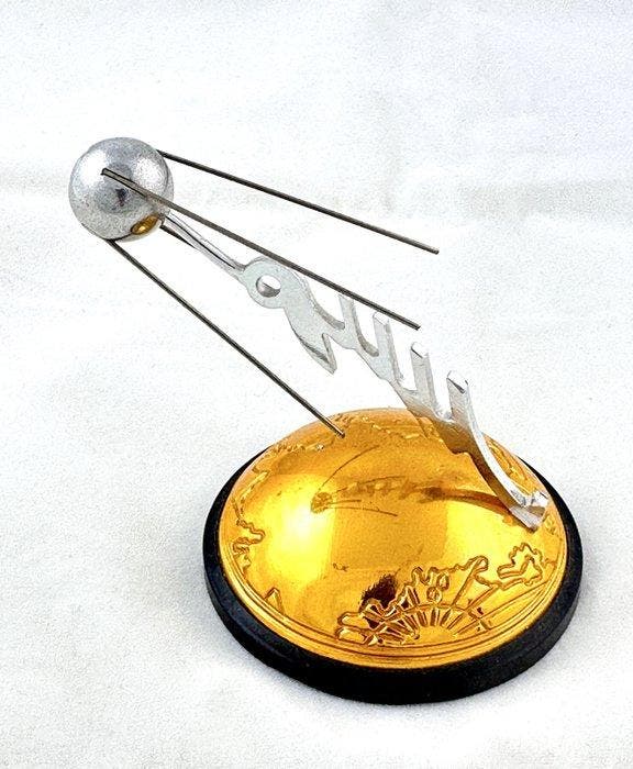 UdSSR Russie Spoutnik 4-X-1957 - Espace - 1960-1970, Antiek en Kunst, Antiek | Wandborden en Tegels