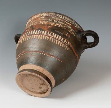 Oud-Grieks, Magna Graecia Aardewerk Zeer grote skyfos. 39 cm