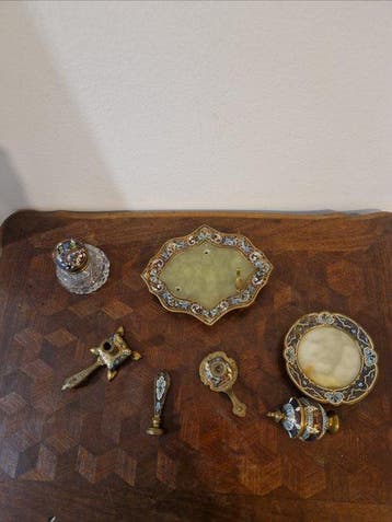 Bureauset (6) - Brons, cloisonné emaille