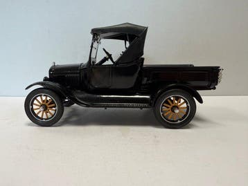 Danbury Mint 1:24 - Modelauto - 1925 Ford Model T Runabout