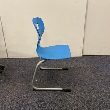 HaBa schoolstoelen, stapelstoel, zithoogte 35 cm, Blauw -, Gebruikt, Blauw, Eén