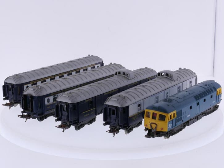 Schaal H0 Lima 206114, 2x 309201, 309301 en 309332 trein..., Hobby en Vrije tijd, Modeltreinen | H0, Gelijkstroom, Overige typen