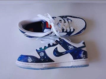 Nike - Dunk Low x LEGO - Low-top sneakers - Maat: EU 39 -