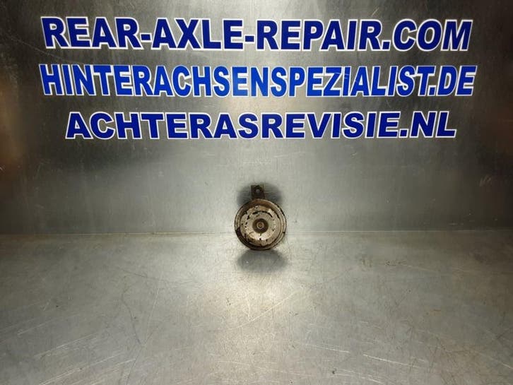 Claxon, toeter van een klassieke Opel. (motorruimte, Motor), Autos : Pièces & Accessoires, Moteurs & Accessoires, Envoi