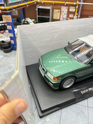 MCG 1:18 - Voiture miniature - BMW Alpina B3 3.2 E36 Cabrio, Hobby en Vrije tijd, Nieuw