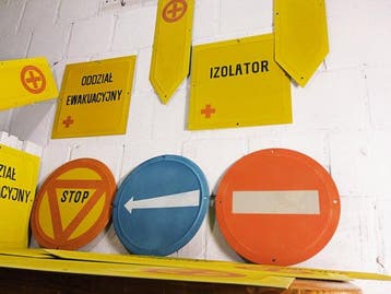 Verkeersbord (18) - Vintage Poolse militaire civiele