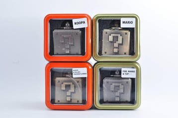 Nintendo - Hatena Block Pocket Watch - SUPER MARIO BROS, Nieuw