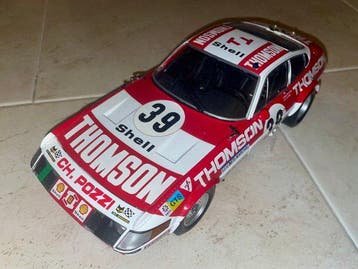 Kyosho 1:18 - Model sportwagen - Ferrari 365 GTB4