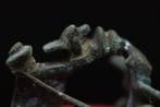 Romein (Republikein) Militair met bronzen decoraties Fibula, Antiek en Kunst
