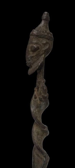 Speciaal Dogon staanbeeld ( 30x5x2 cm, 315 gr.) - Dogon -