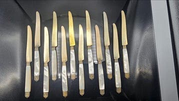 Edouard Ernie 1882 - Ménagère pour 12 personnes (12) -