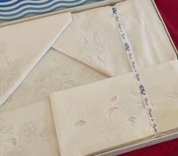 ricami fatti a mano a motivi floreali - Drap de lit (3) -