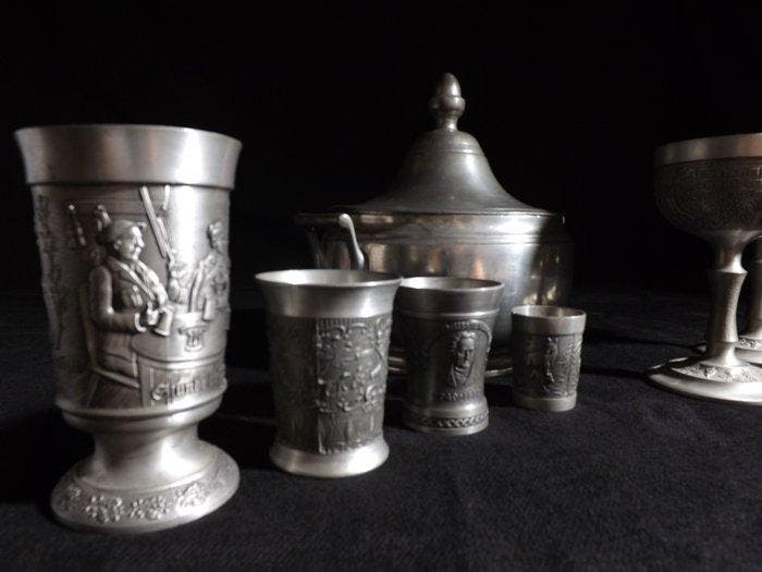 Kan - Tin - Duitse tinnen set – Goble, Antiquités & Art, Curiosités & Brocante