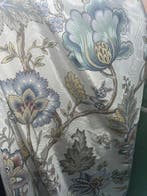 Blooming Shine: stof met botanisch thema - Textiel - 600 cm