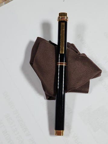 Cartier - Trinity - Stylo à plume, Verzamelen, Pennenverzamelingen, Nieuw