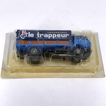 Hachette, IXO 1:43 - Voiture miniature - Berliet GRK 10