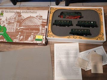 Piko H0 - Ensemble de train (1) - 3 wagons et une