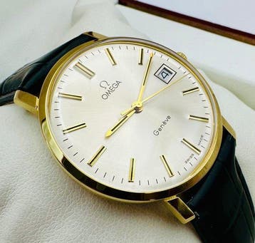 Omega - Geneve Date - 14k Gold - cal. 1030 - Sans prix de
