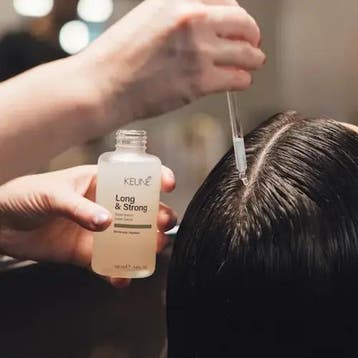 Keune Long &amp; Strong Serum (Haarserum), Handtassen en Accessoires, Uiterlijk | Haarverzorging, Verzenden, Nieuw, Overige typen