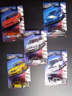 Hot Wheels 1:64 - Voiture de course miniature (10) - BMW, Hobby & Loisirs créatifs