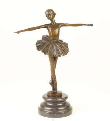 sculptuur, Elegant Bronze Sculpture – Graceful Ballerina –
