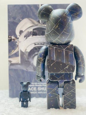 Medicom Toy - BE@RBRICK 400% & 100% Space Shuttle Bearbrick