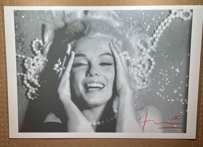 Bert Stern (1929–2013) - Famous Marilyn Monroe Laughing in, Antiquités & Art, Art | Objets design