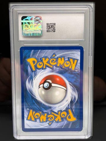 Pokémon Graded card - Umbreon Moltres Legendary Battle Deck, Hobby en Vrije tijd, Verzamelkaartspellen | Pokémon, Nieuw