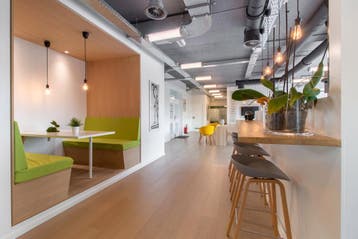 Werkplek-membership in Roeselare West Wing Park, Verzenden