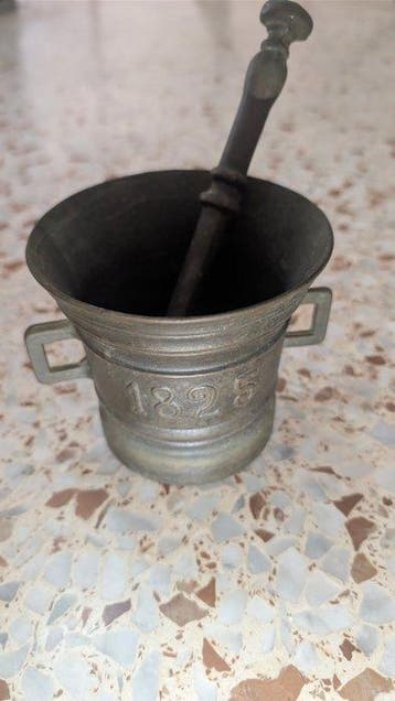 1825 - Mortier et pilon - Bronze - spéciale XIXe siècle