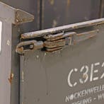 Gebruikte Stapelbak staal vaste constructie 2 kleppen aan 1, Ophalen of Verzenden