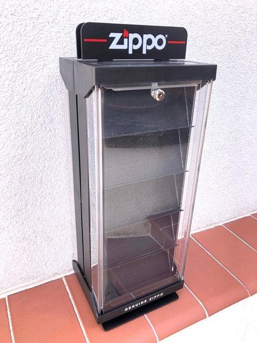 Rare Vintage Original ZIPPO Lighters Shop Display Cabinet, Verzamelen, Rookartikelen, Aanstekers en Luciferdoosjes