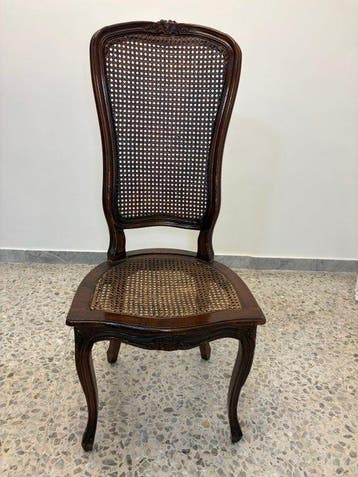 Stoel (6) - Walnoot - met Wenenstroh