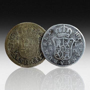 Spanje. Silver 2x 1 Real Coins (Charles IV / Philipp V)