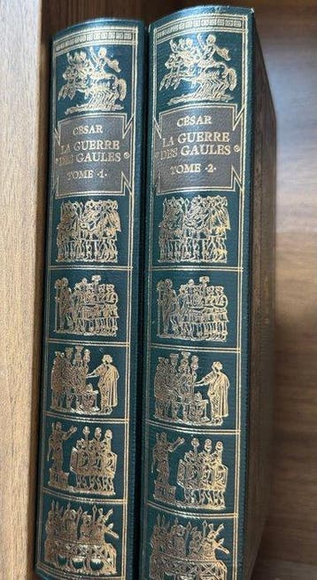 Jules César (Commentaires : Napoléon) Dorures et médaillon