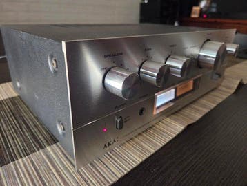 Akai - AM-2350 Solid state geïntegreerde versterker, Nieuw