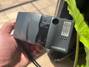 Olympus AF-10 TWIN Appareil photo argentique