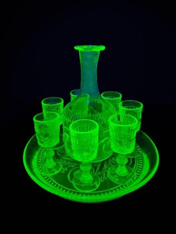 Portieux - Service à digestif en verre uranifère - Service