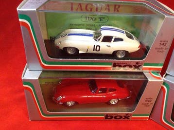 Best Box 1:43 - Model raceauto (5) - a very interesting, Nieuw