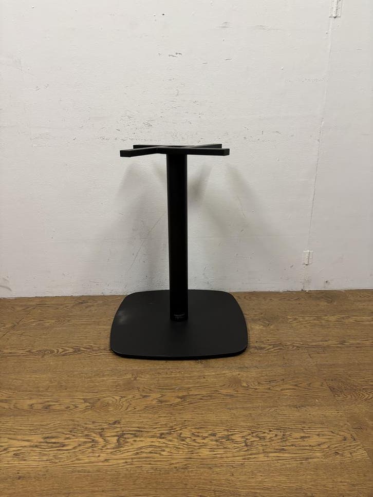 Showroommodel Onderstel - Os531, Huis en Inrichting, Tafelonderdelen, Ophalen