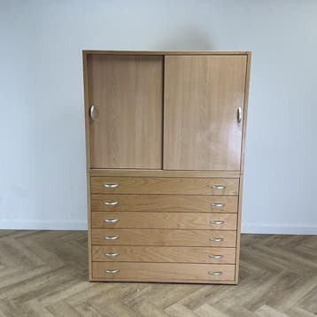 Klassehout tekenladekast (A0) /schuifdeurkast vv 6 lades