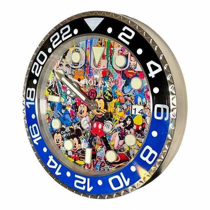 Moon24 - Wall Clock ““Pop Art Icons Graffiti Explosion Gmt ”, Antiek en Kunst, Kunst | Designobjecten