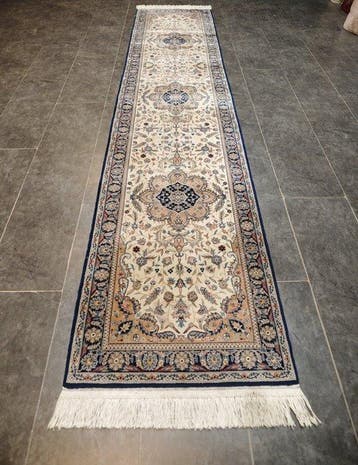 Isfahan - Vloerkleed - 330 cm - 80 cm