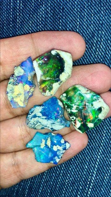 Opaal ruwe lot 77,00 karaat Ruw- 15.4 g - (5), Collections, Minéraux & Fossiles