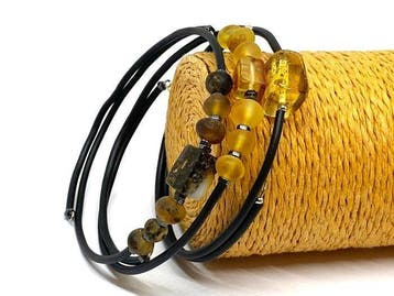 Trio de bracelets flexibles en ambre baltique – taille, Collections