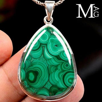Cabochon de malachite de très haute qualité - Magnifique