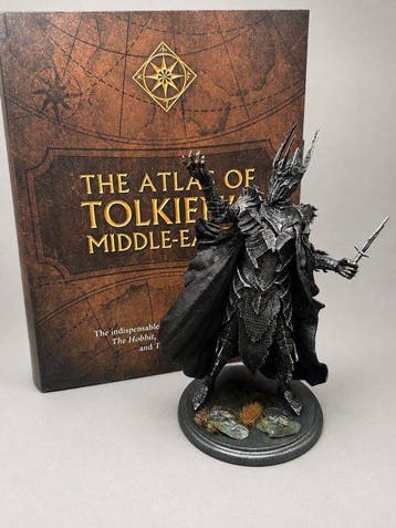 Lord of the Rings - LOTR Sauron figurine and The Atlas of, Nieuw